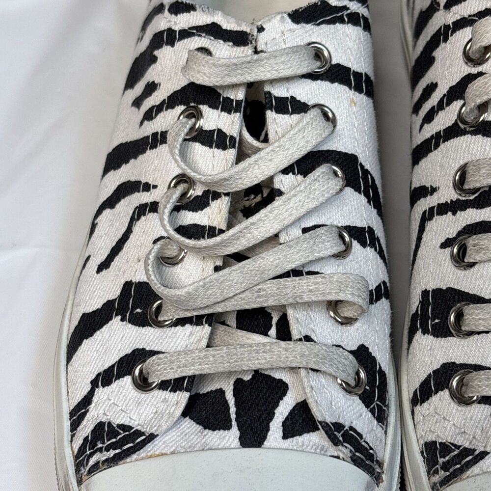 Saint Laurent Paris Zebra Print Low Top Sneakers Canvas Shoes New Box Dust Bag - Picture 10 of 16